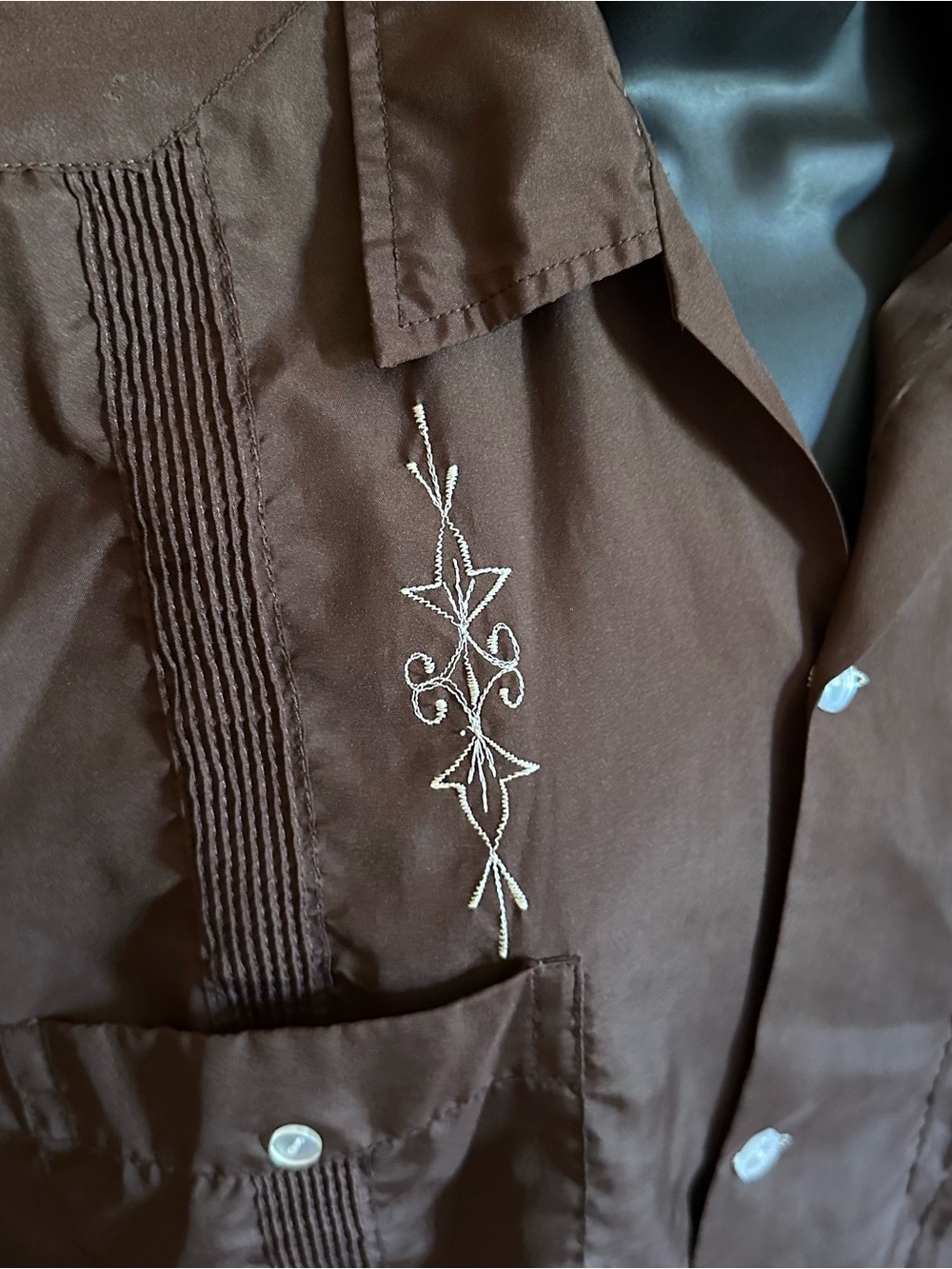 Maya Brown Short-Sleeve Embroidered Cuban Shirt Jacket - Picture 3 of 8